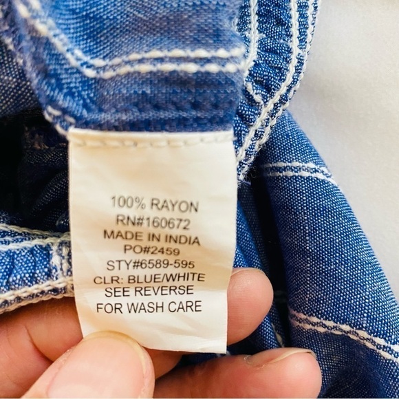 Blue Island cropped pant with tassel detail size SMALL - Picture 6 of 8